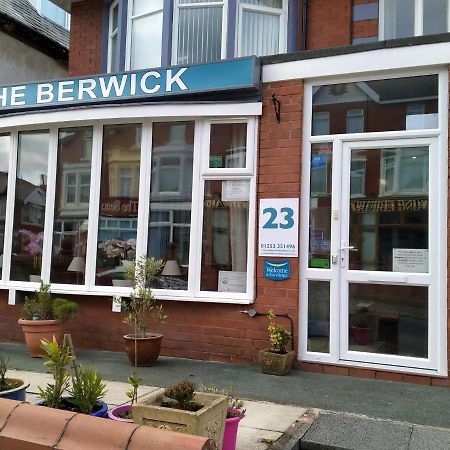 The Berwick - Over 40'S Only Blackpool Buitenkant foto