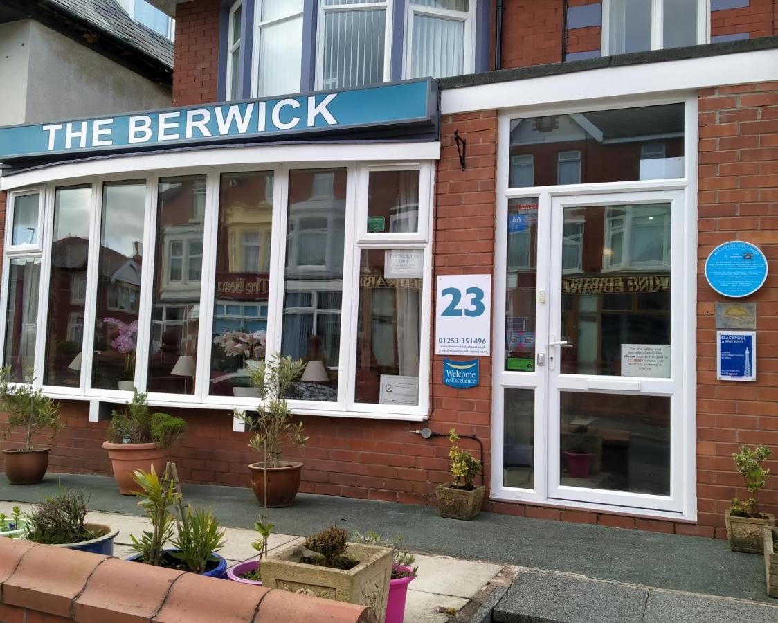 The Berwick - Over 40'S Only Blackpool Buitenkant foto